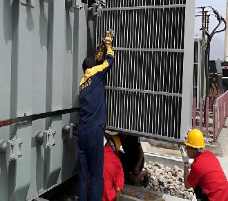 切角散热器安装现场